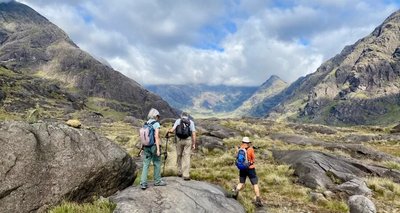 10-26 Zeilen en Wandelen op Skye & The Small Isles  - Steady Sailing